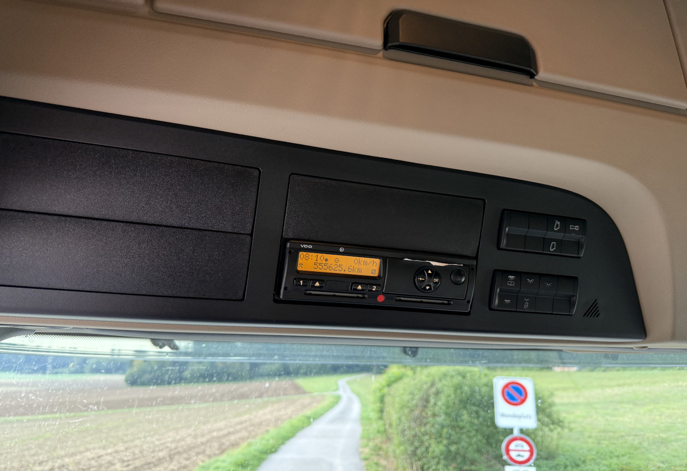 MOTO6625_3019789 vehicle image