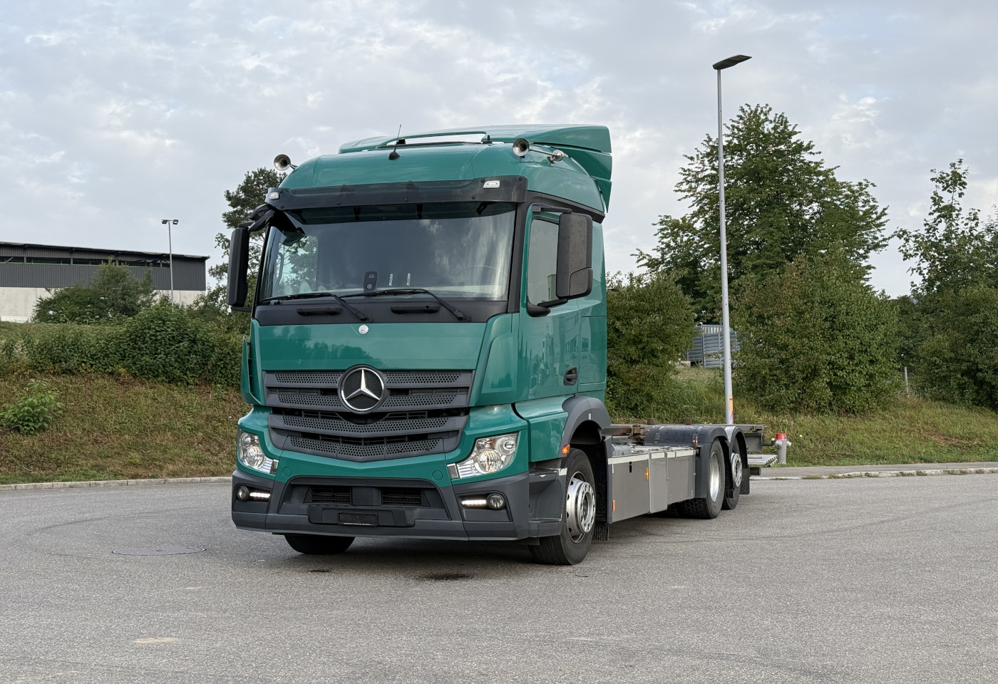 MOTO6625_3019789 vehicle image