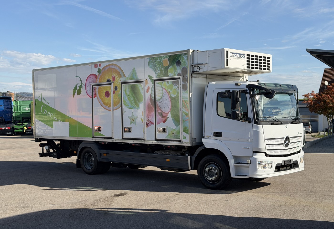 MOTO6625_3039347 vehicle image