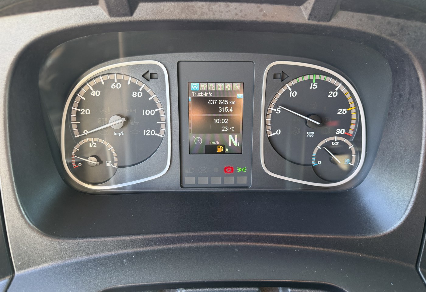 MOTO6625_3039347 vehicle image