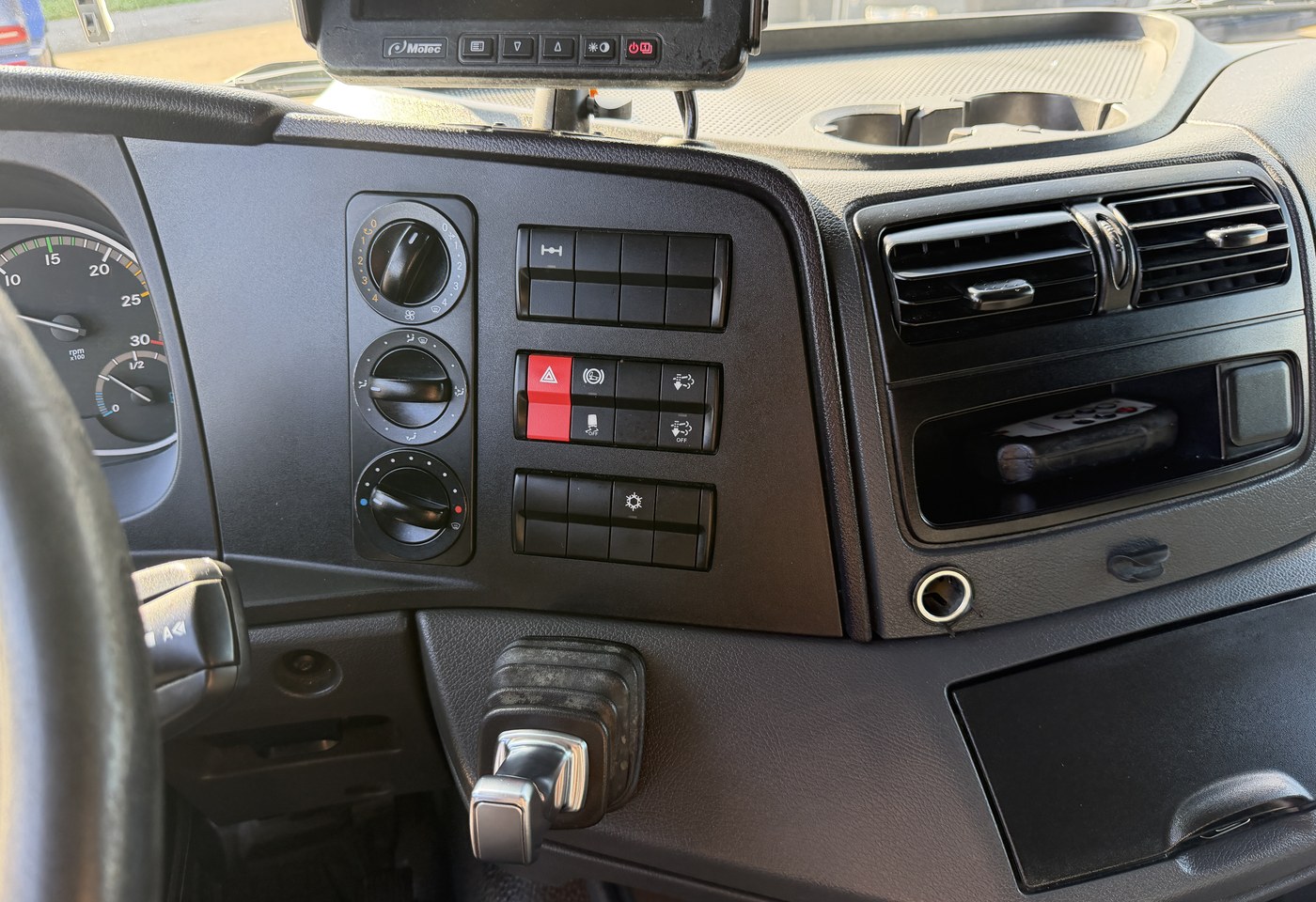 MOTO6625_3039347 vehicle image