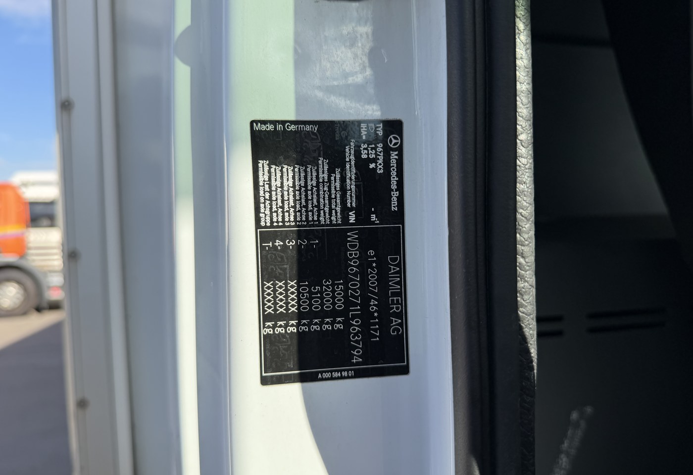 MOTO6625_3039347 vehicle image