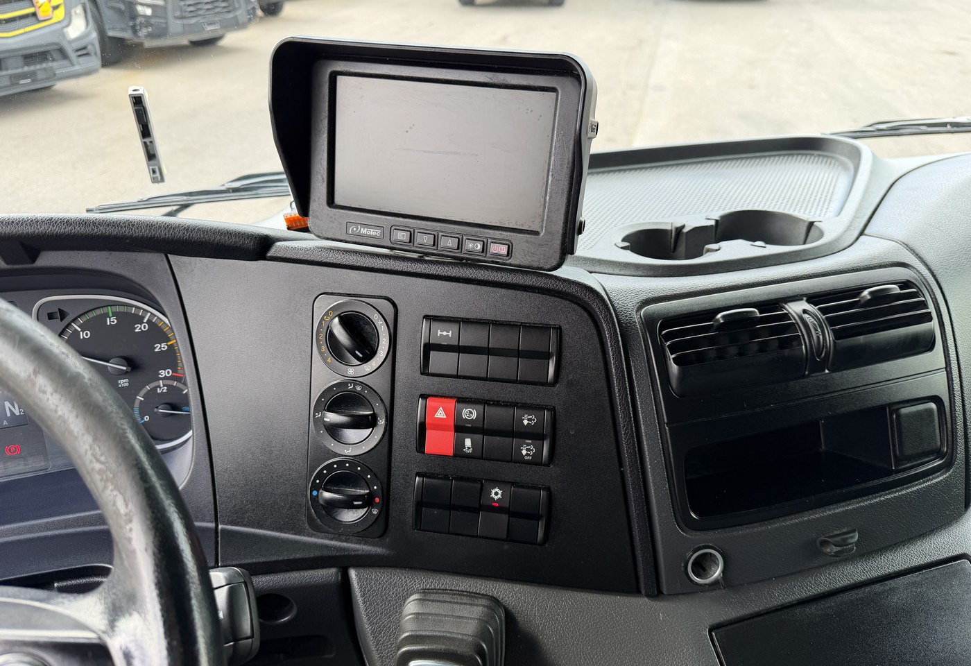 MOTO6625_3041592 vehicle image