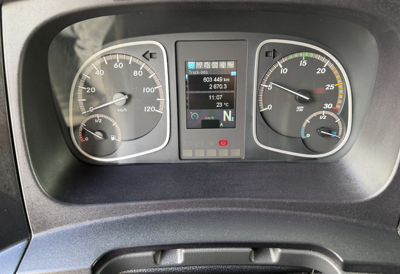 MOTO6625_3041592 vehicle image