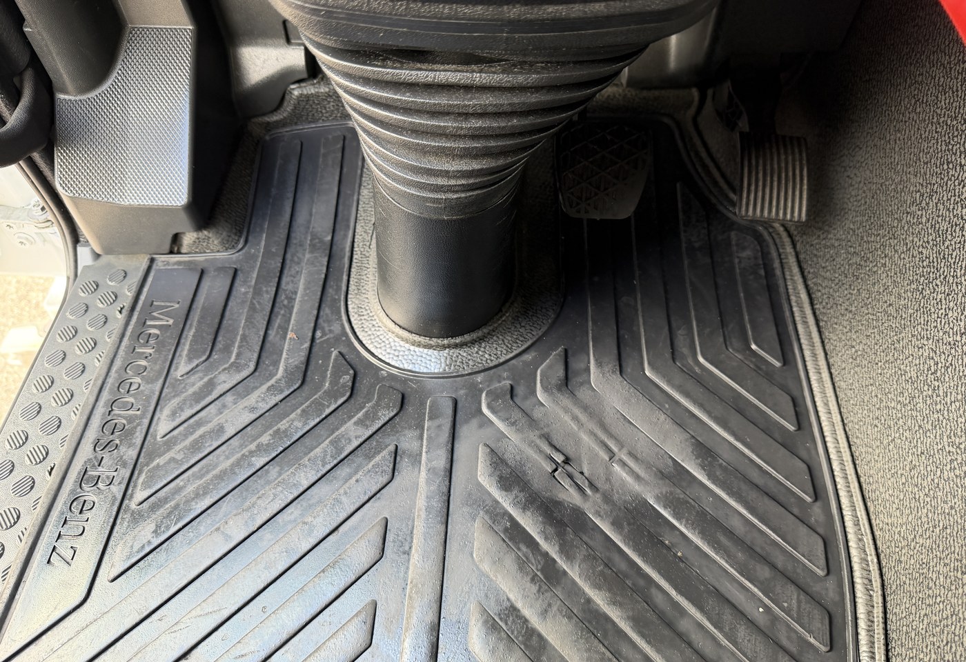MOTO6625_3041592 vehicle image