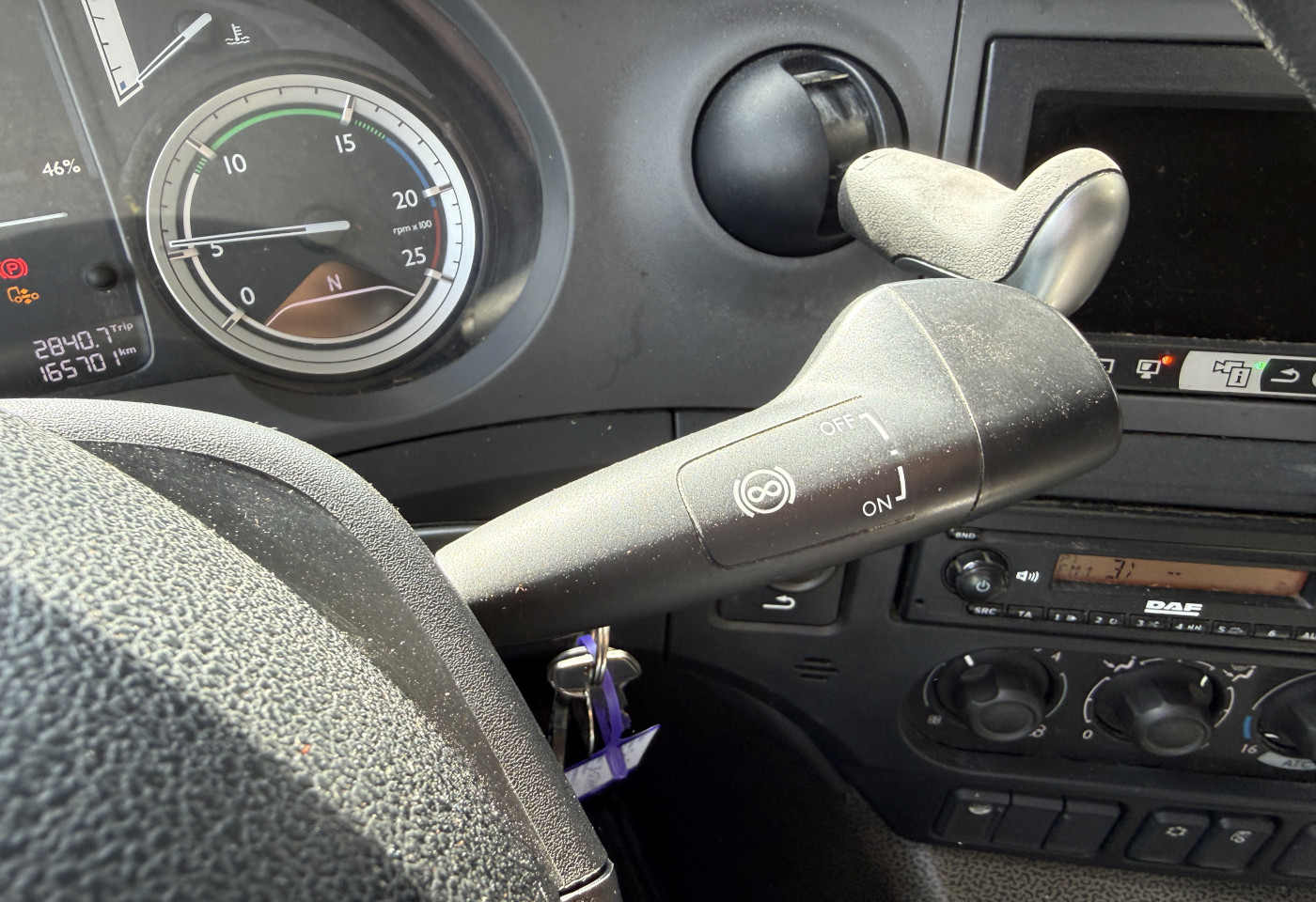 MOTO6625_3027516 vehicle image