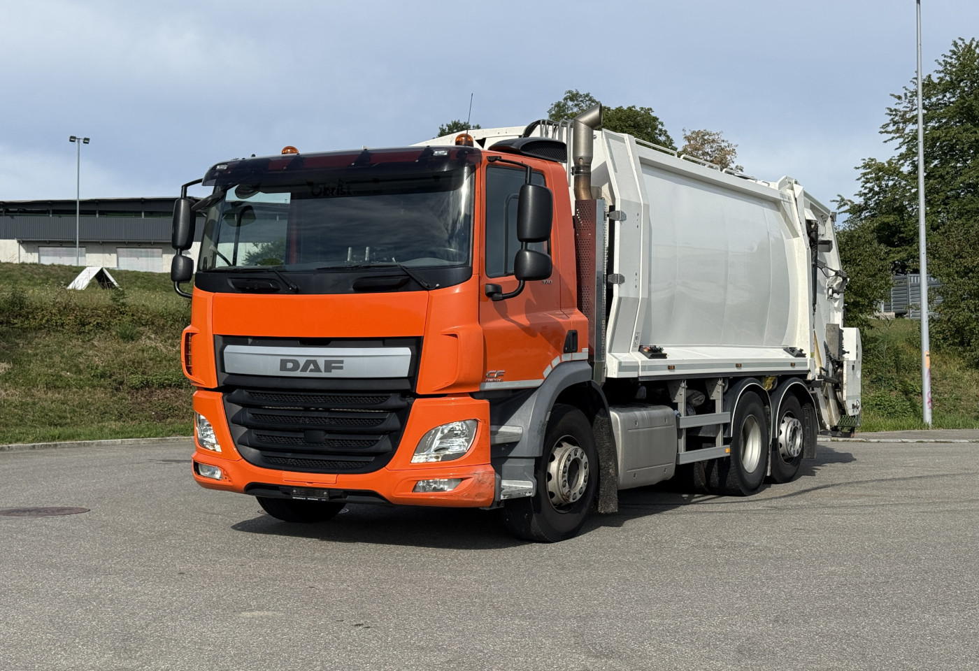 MOTO6625_3027516 vehicle image