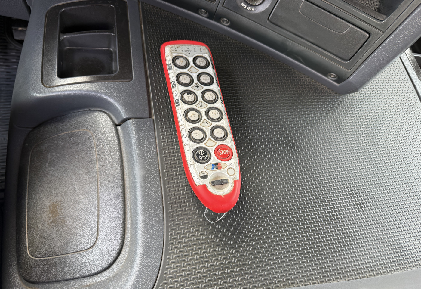 MOTO6625_3041572 vehicle image
