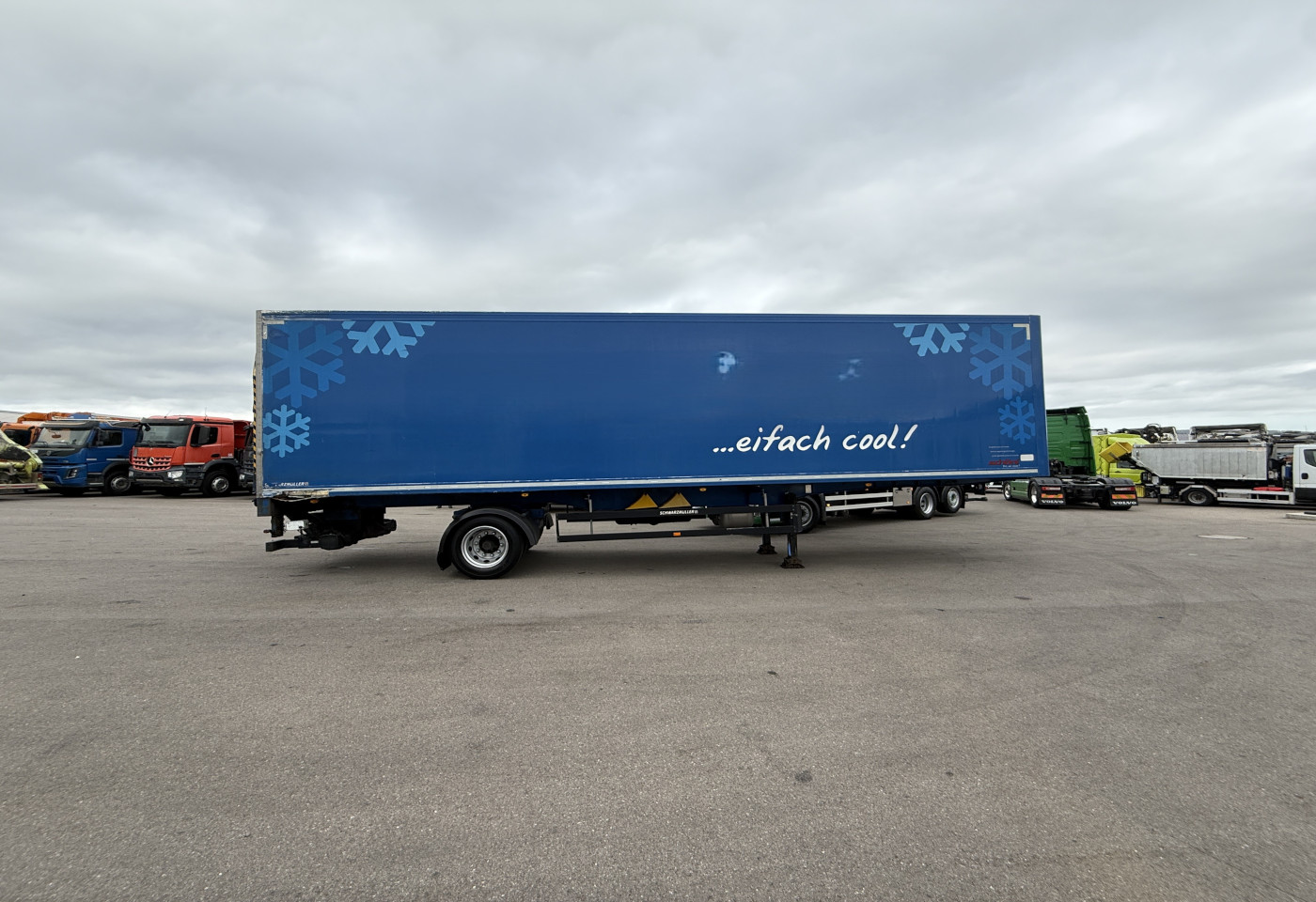 MOTO6625_3043763 vehicle image