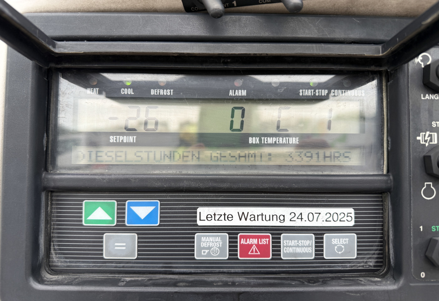 MOTO6625_3043763 vehicle image