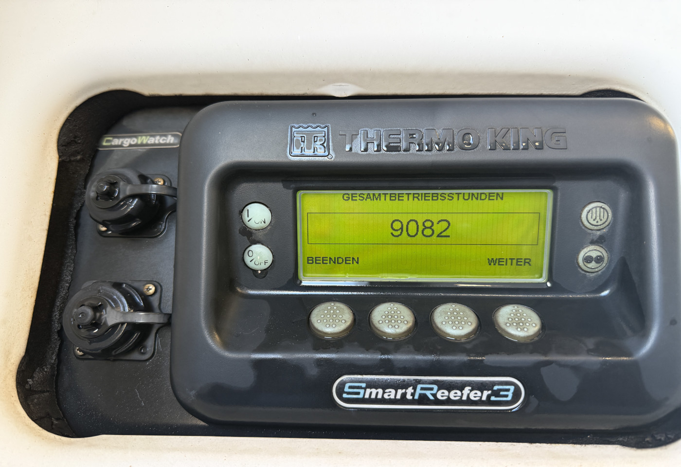 MOTO6625_3047569 vehicle image