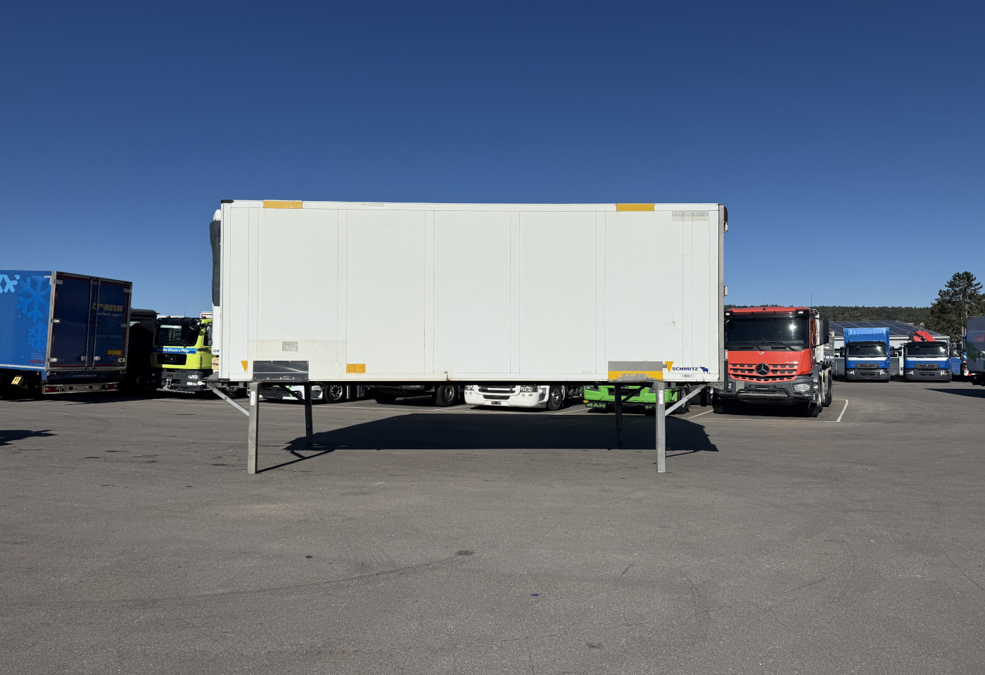 MOTO6625_3047569 vehicle image