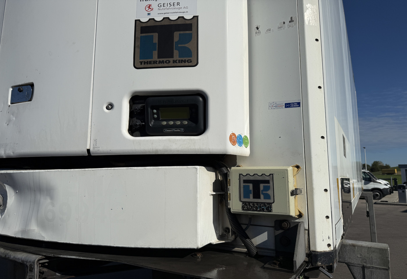 MOTO6625_3047569 vehicle image
