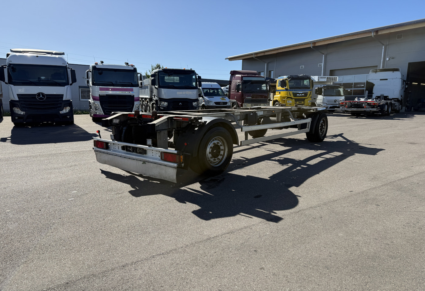 MOTO6625_3046251 vehicle image