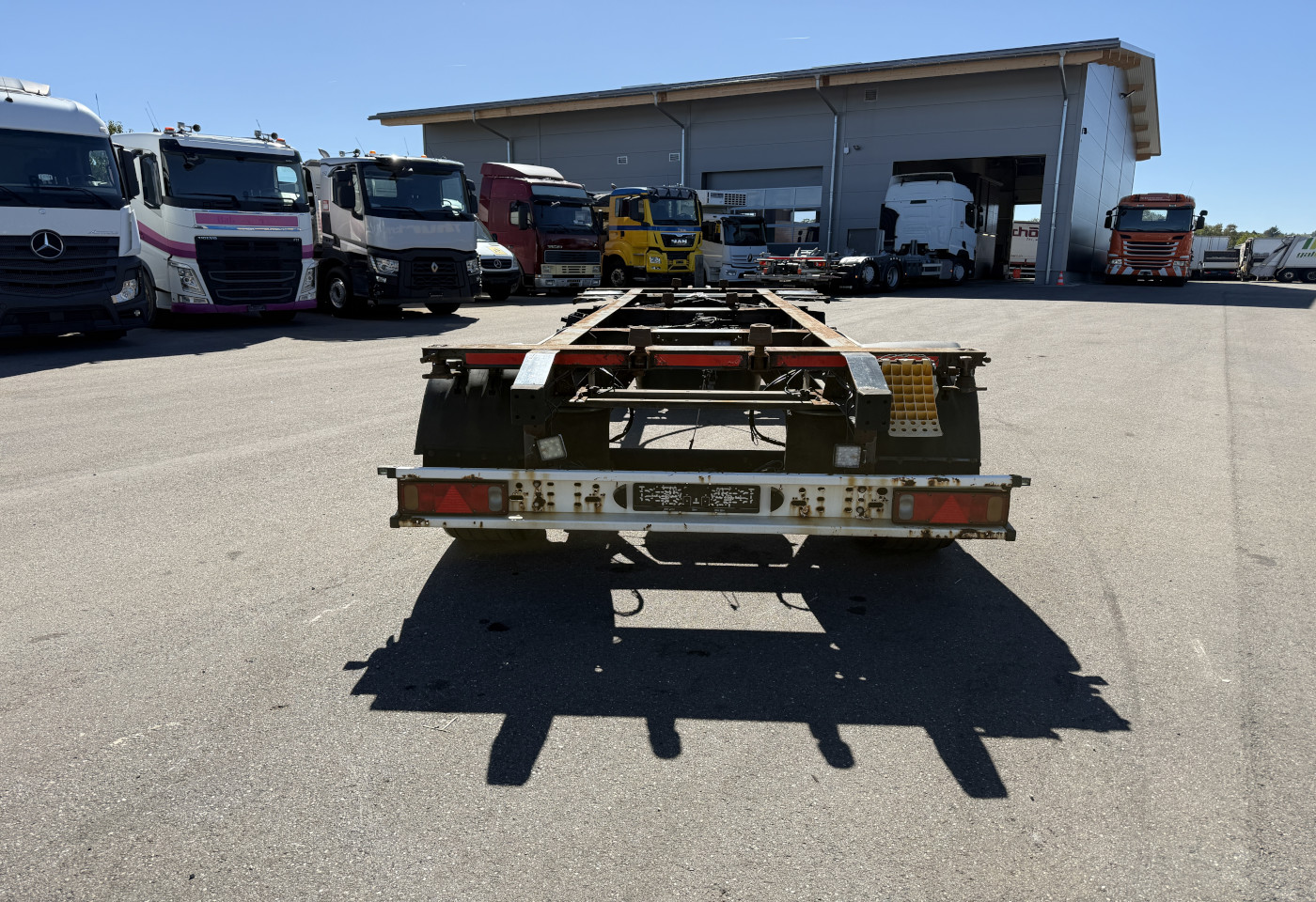 MOTO6625_3046346 vehicle image