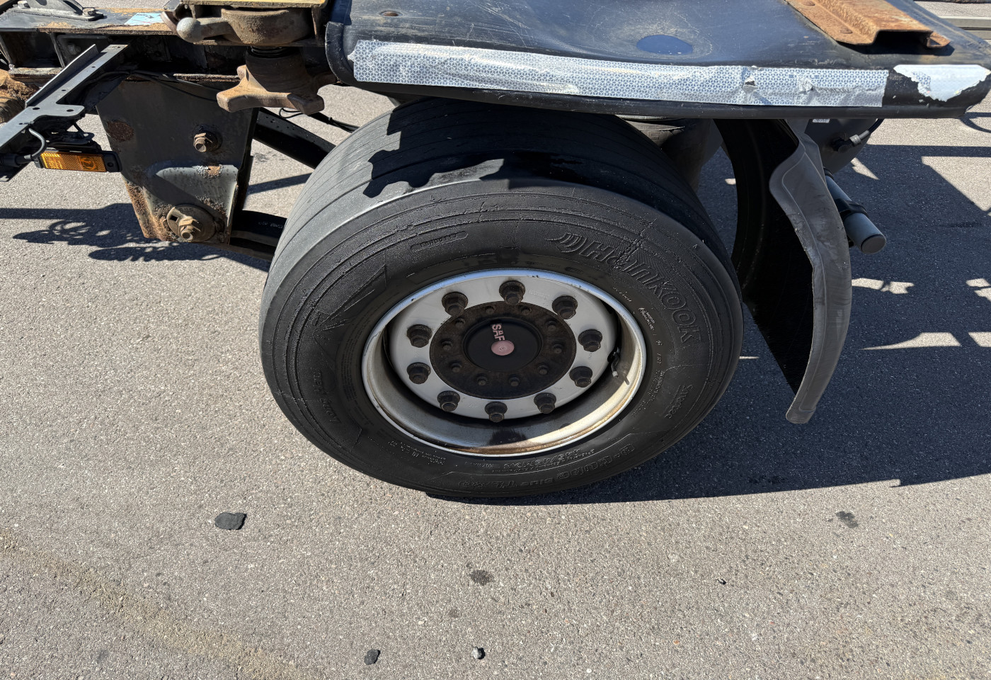 MOTO6625_3046346 vehicle image