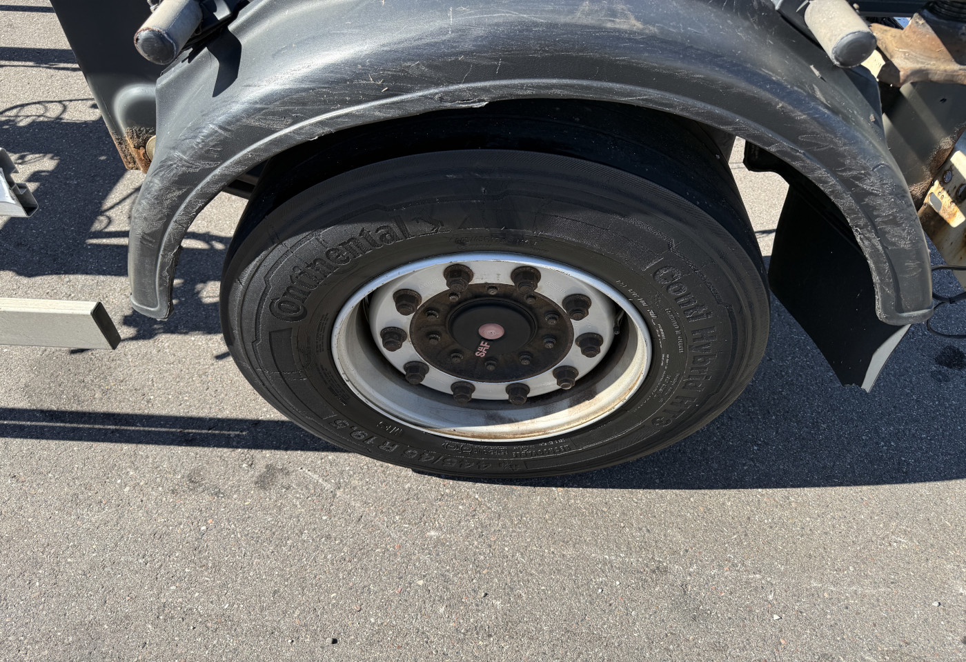 MOTO6625_3046346 vehicle image