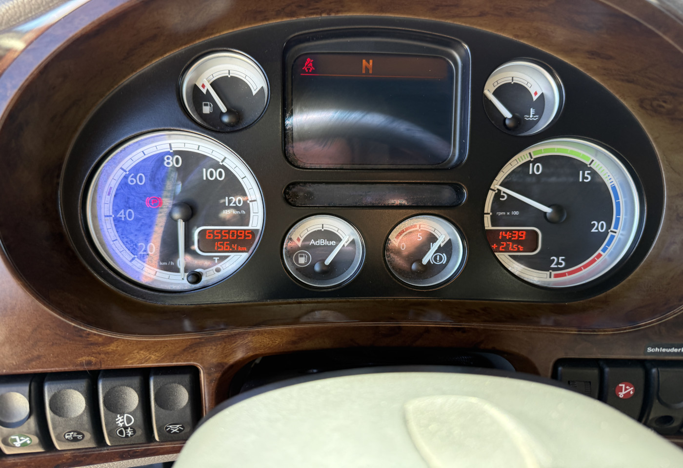 MOTO6625_3048703 vehicle image