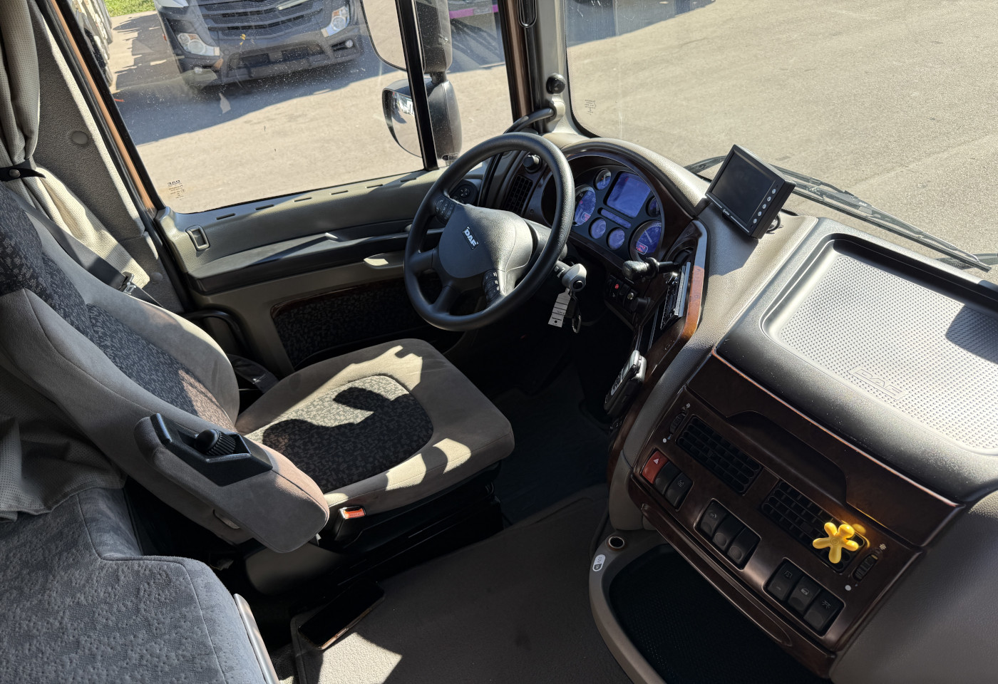 MOTO6625_3048703 vehicle image