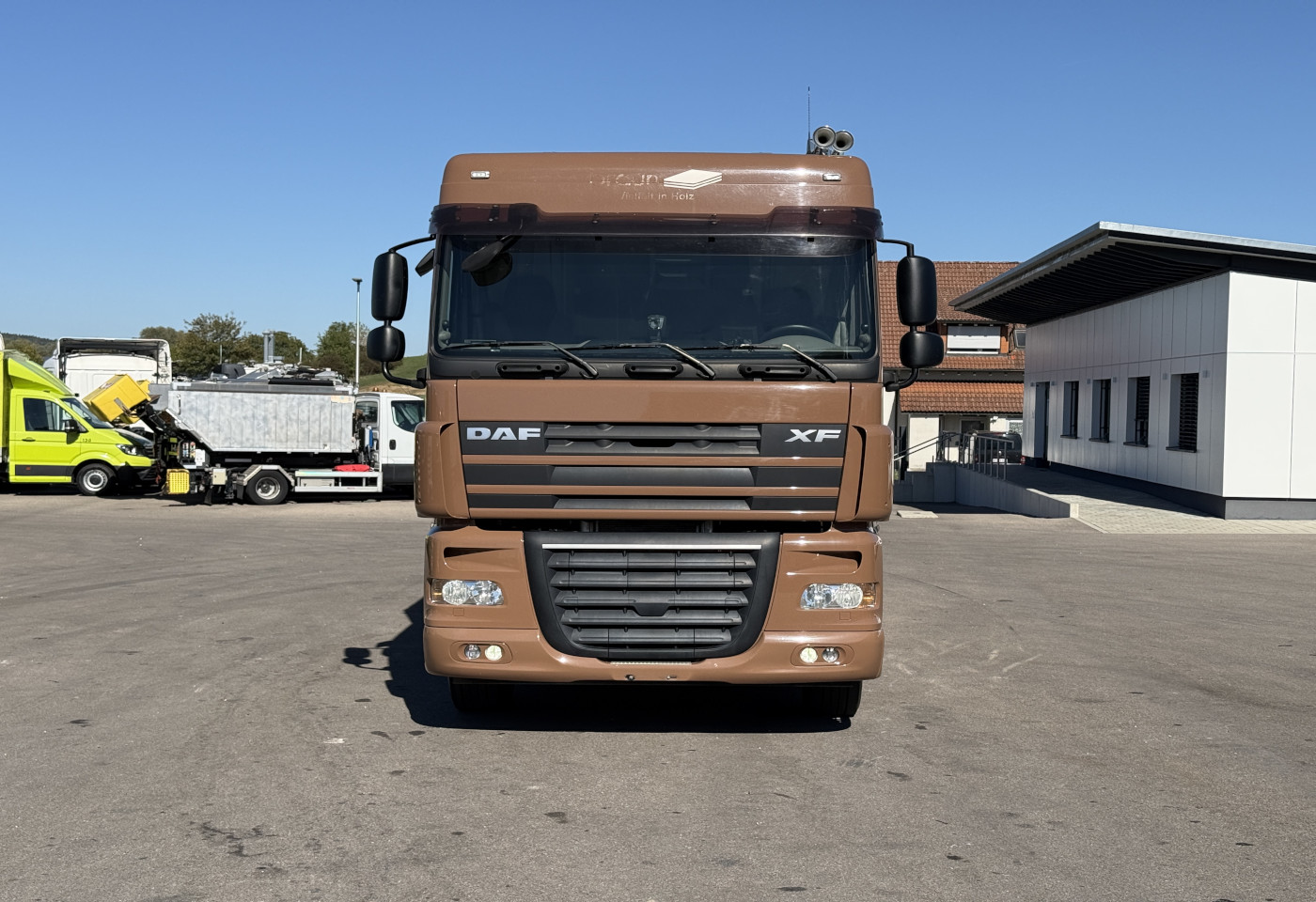MOTO6625_3048703 vehicle image